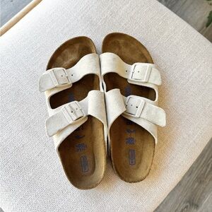 Birkenstock Arizona Soft Footbed Suede - Women’s Size 36/5-5.5